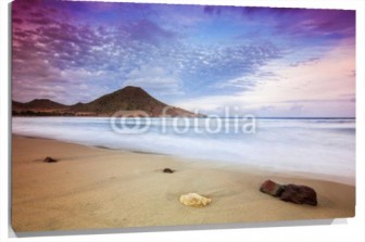 Lienzo Playa cielo tonos morados y azules